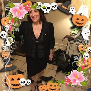 Meet your Posher, Angela